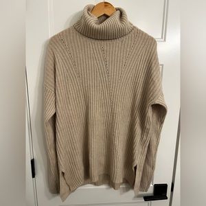 Roll turtleneck sweater oatmeal